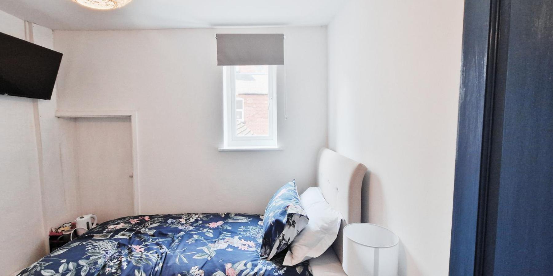 Single Room In Modern House Near นอตติงแฮม ภายนอก รูปภาพ
